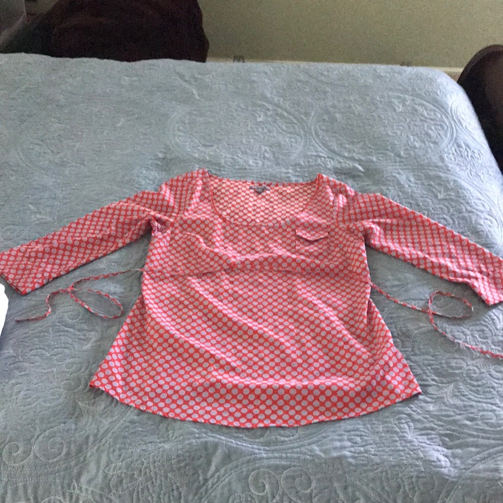 Super cute Gap Maternity top